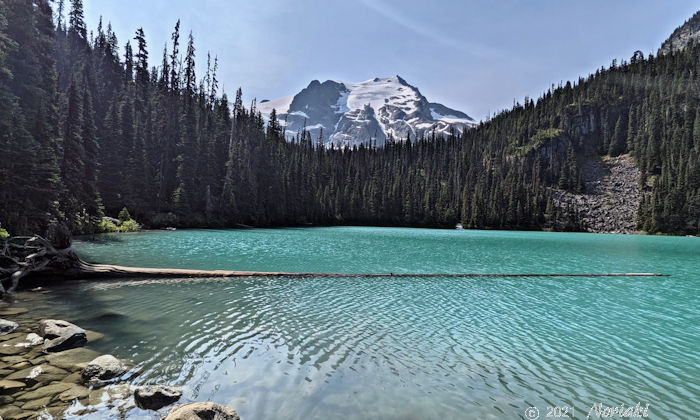ミドルジョフレレイク Middle Joffre Lake の景色